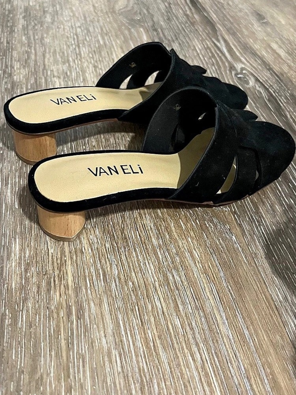 VANELI Heidi Black Heels